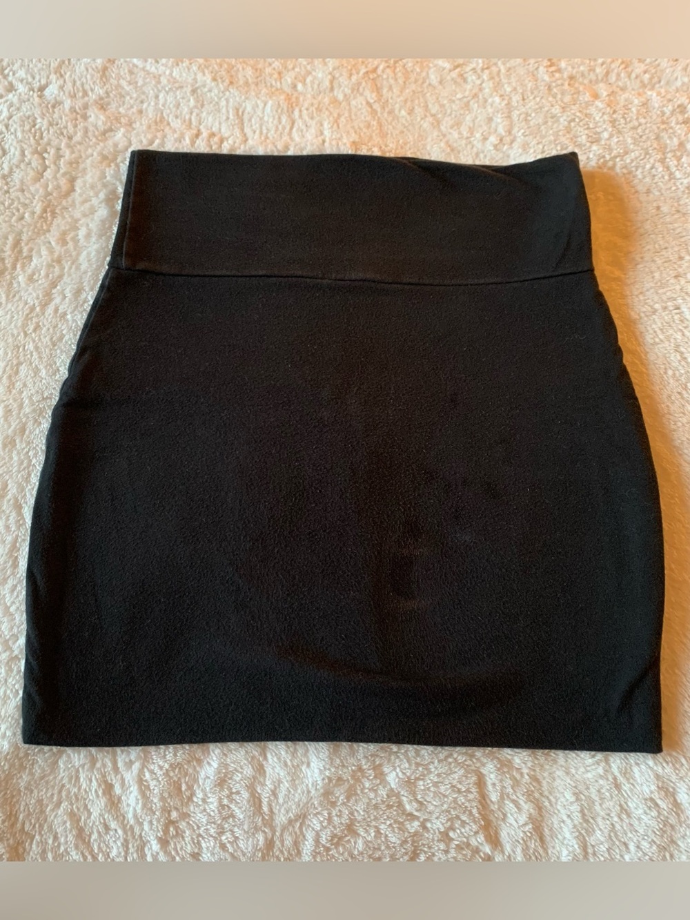 Lily White Black High-Waisted Bodycon Mini Skirt